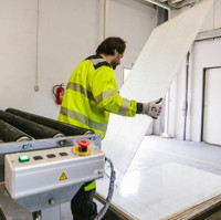 ČEZ se stará o budoucí recyklaci solárních panelů, zájem má o služby nové linky Technoworld